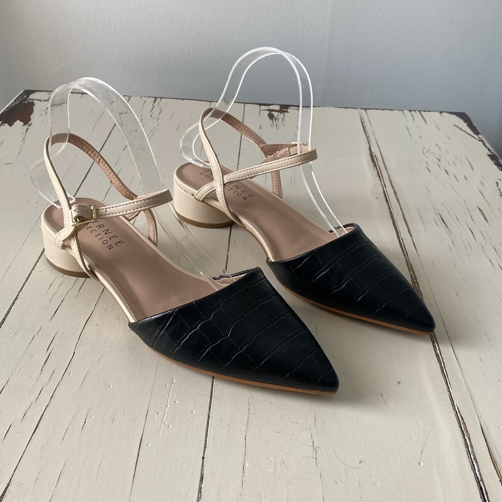 NEW Journee Collection Black and Cream Brynn Croc Embossed Slingback Shoes 8.5